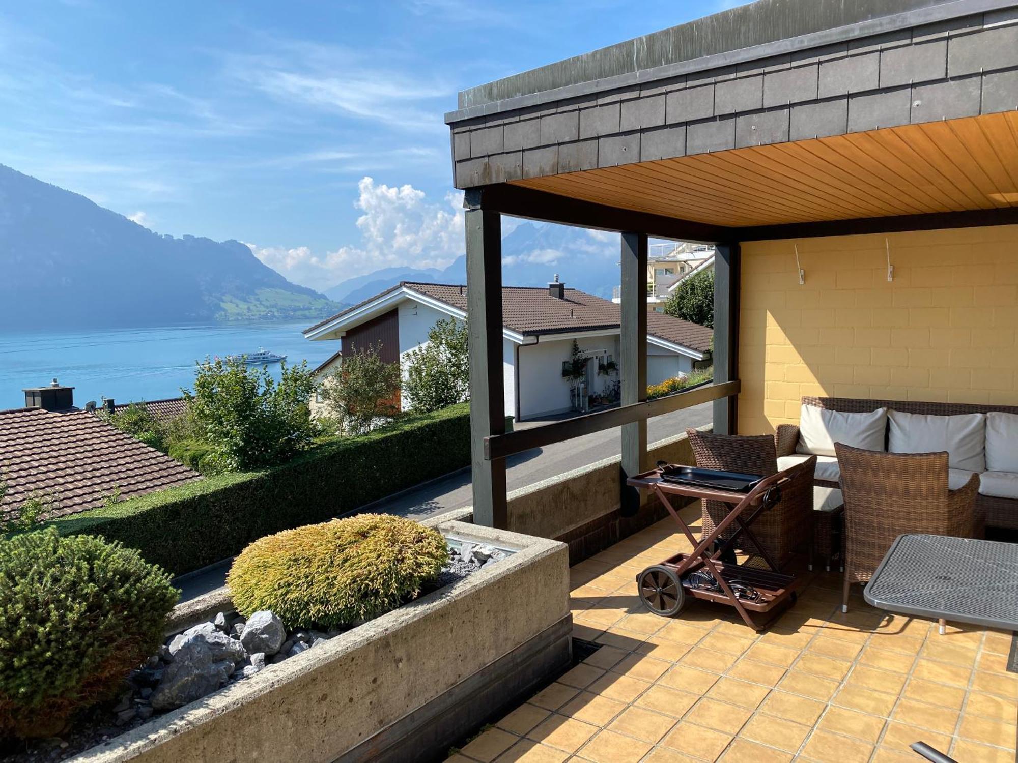 Ferienwohnung Swiss Paradise Weggis Exterior foto